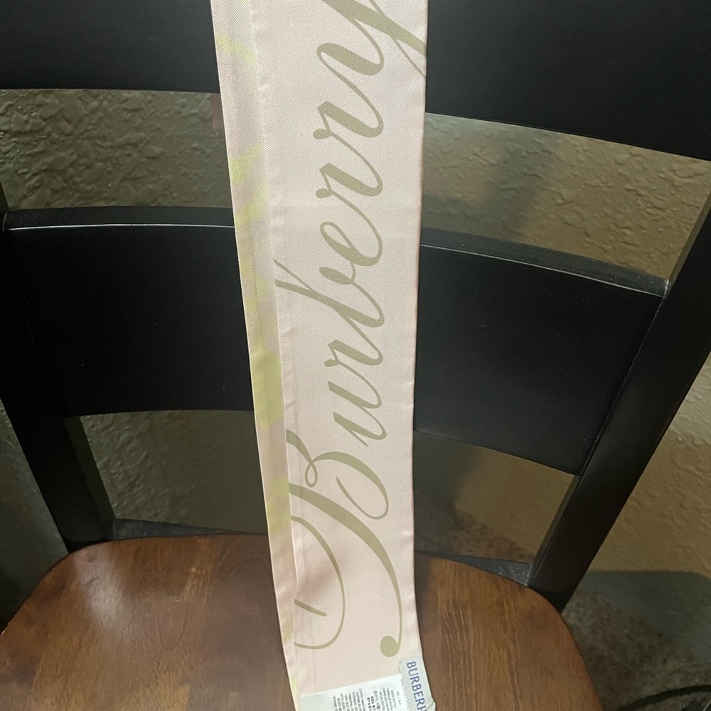 Burberry Twilly Brand new with tags